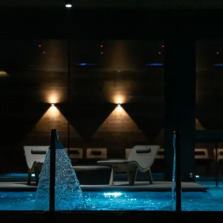 Hotel Phi Piajo 4*